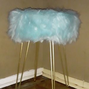 Furry stool